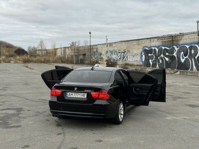 Белый БМВ 3 Серия, объемом двигателя 3 л и пробегом 218 тыс. км за 9500 $, фото 12 на Automoto.ua