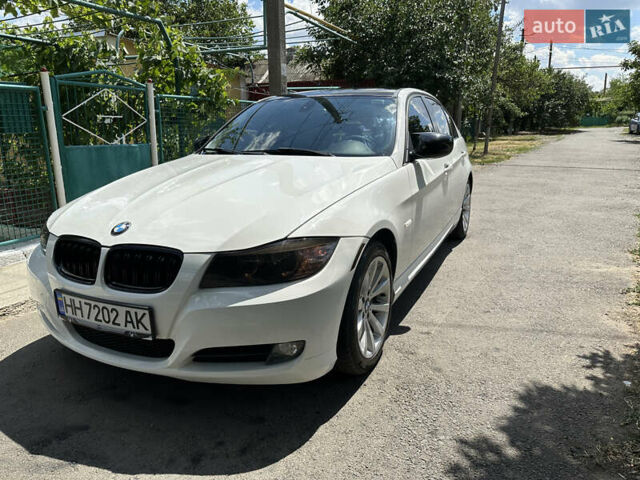 Белый БМВ 3 Серия, объемом двигателя 3 л и пробегом 232 тыс. км за 9700 $, фото 1 на Automoto.ua