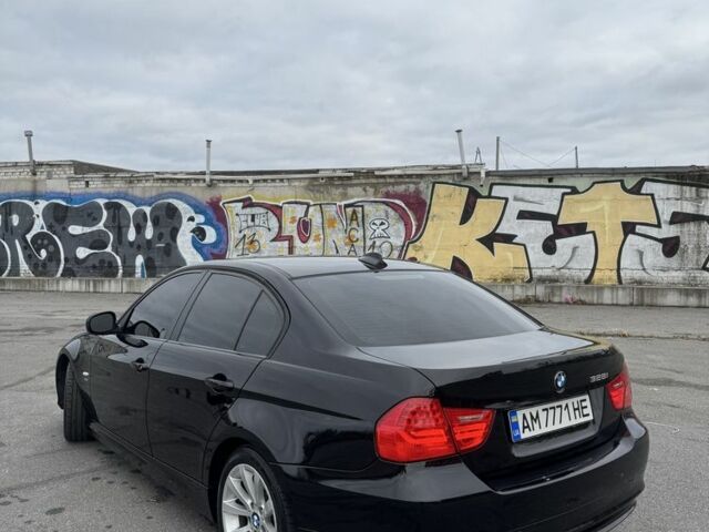 Белый БМВ 3 Серия, объемом двигателя 3 л и пробегом 218 тыс. км за 9500 $, фото 4 на Automoto.ua