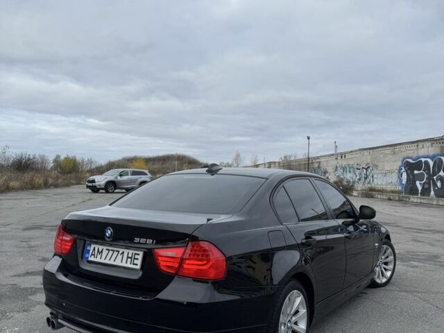 Белый БМВ 3 Серия, объемом двигателя 3 л и пробегом 218 тыс. км за 9500 $, фото 5 на Automoto.ua