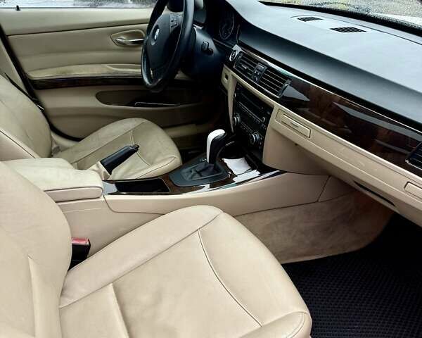 Білий БМВ 3 Серія, об'ємом двигуна 3 л та пробігом 294 тис. км за 8600 $, фото 16 на Automoto.ua