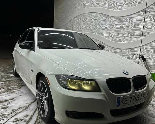 Білий БМВ 3 Серія, об'ємом двигуна 3 л та пробігом 221 тис. км за 9000 $, фото 4 на Automoto.ua