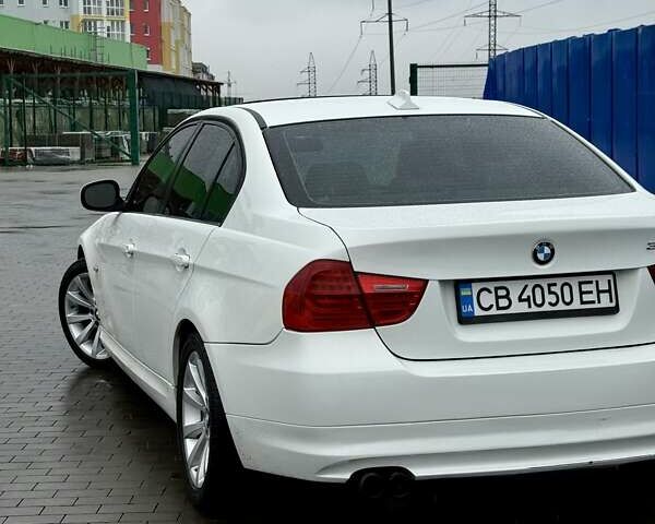 Білий БМВ 3 Серія, об'ємом двигуна 3 л та пробігом 294 тис. км за 8600 $, фото 4 на Automoto.ua