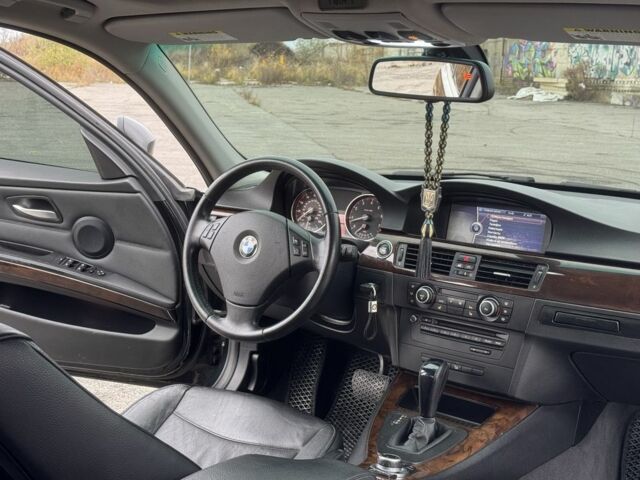 Белый БМВ 3 Серия, объемом двигателя 3 л и пробегом 218 тыс. км за 9500 $, фото 11 на Automoto.ua