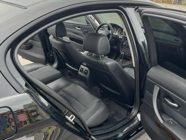 Белый БМВ 3 Серия, объемом двигателя 3 л и пробегом 218 тыс. км за 9500 $, фото 18 на Automoto.ua