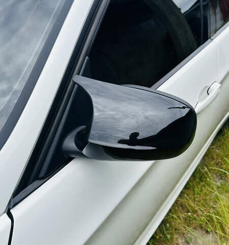 Белый БМВ 3 Серия, объемом двигателя 3 л и пробегом 235 тыс. км за 10800 $, фото 20 на Automoto.ua