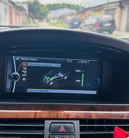 Белый БМВ 3 Серия, объемом двигателя 3 л и пробегом 235 тыс. км за 10800 $, фото 25 на Automoto.ua