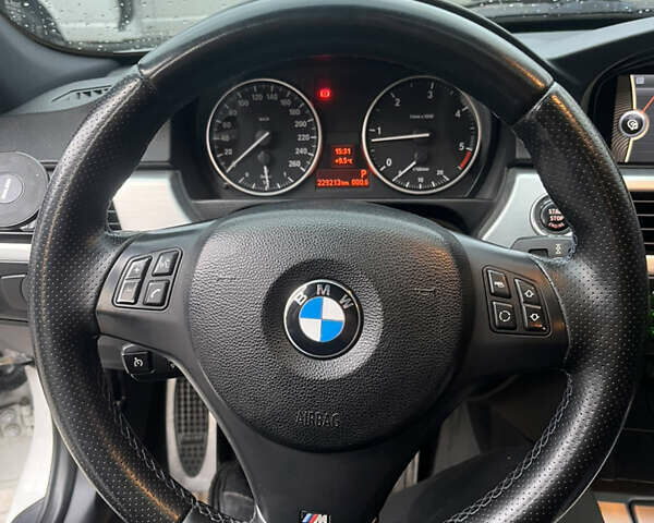 Білий БМВ 3 Серія, об'ємом двигуна 2 л та пробігом 229 тис. км за 11800 $, фото 8 на Automoto.ua