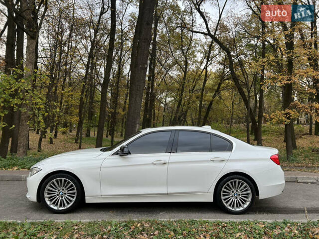 Білий БМВ 3 Серія, об'ємом двигуна 2 л та пробігом 152 тис. км за 13900 $, фото 2 на Automoto.ua