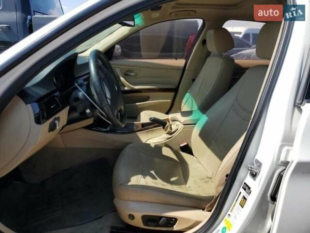 Белый БМВ 3 Серия, объемом двигателя 2 л и пробегом 110 тыс. км за 2850 $, фото 5 на Automoto.ua