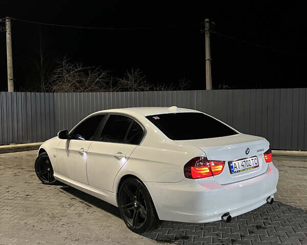 Белый БМВ 3 Серия, объемом двигателя 2.99 л и пробегом 311 тыс. км за 15000 $, фото 4 на Automoto.ua