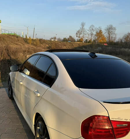 Белый БМВ 3 Серия, объемом двигателя 2 л и пробегом 225 тыс. км за 12000 $, фото 7 на Automoto.ua