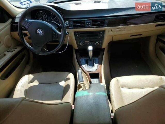 Белый БМВ 3 Серия, объемом двигателя 2 л и пробегом 110 тыс. км за 2850 $, фото 6 на Automoto.ua