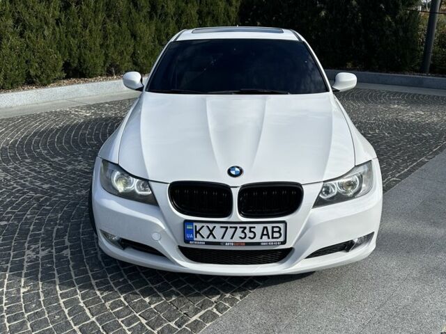 БМВ 3 Серия 2011 в Днепре (Днепропетровске) на Automoto.ua Белый БМВ 3 Серия, объемом двигателя 3 л и пробегом 238 тыс. км за 8000 $, фото 1 на Automoto.ua