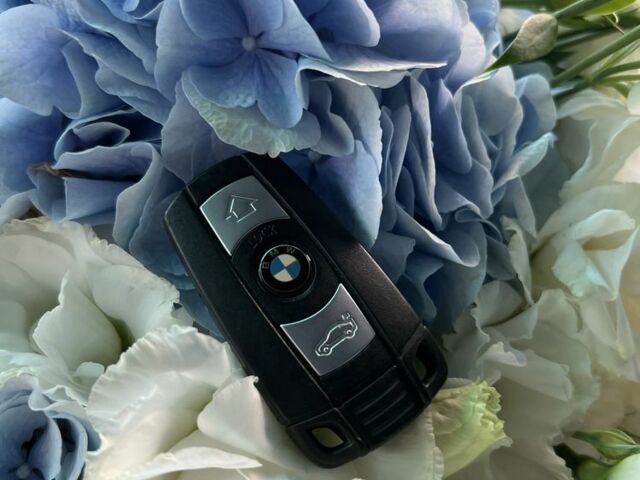 Белый БМВ 3 Серия, объемом двигателя 2 л и пробегом 2 тыс. км за 9716 $, фото 4 на Automoto.ua