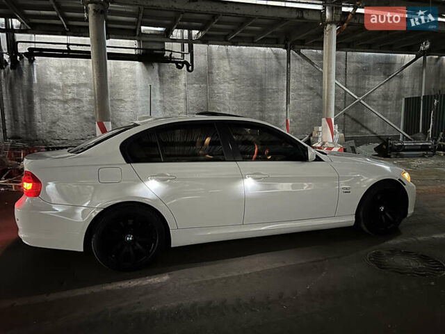 Белый БМВ 3 Серия, объемом двигателя 3 л и пробегом 237 тыс. км за 9999 $, фото 37 на Automoto.ua