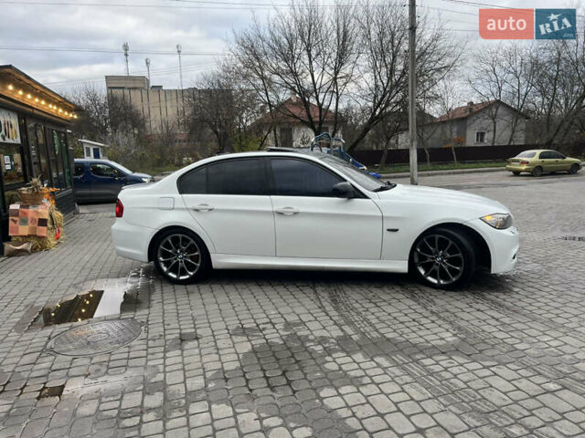 Білий БМВ 3 Серія, об'ємом двигуна 2 л та пробігом 229 тис. км за 11800 $, фото 2 на Automoto.ua