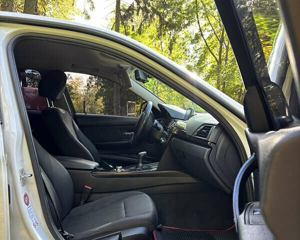 Білий БМВ 3 Серія, об'ємом двигуна 2 л та пробігом 306 тис. км за 11500 $, фото 14 на Automoto.ua