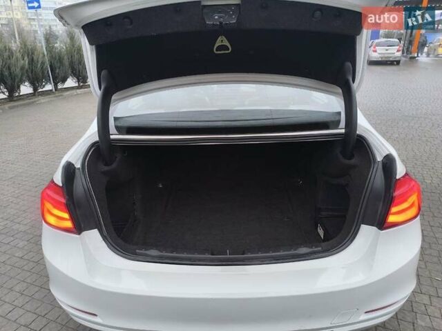 Белый БМВ 3 Серия, объемом двигателя 2 л и пробегом 177 тыс. км за 11200 $, фото 28 на Automoto.ua