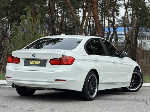 Білий БМВ 3 Серія, об'ємом двигуна 2 л та пробігом 106 тис. км за 13350 $, фото 10 на Automoto.ua