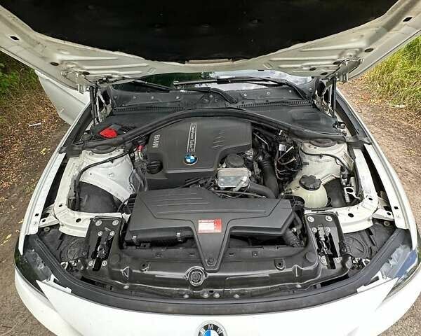 Білий БМВ 3 Серія, об'ємом двигуна 2 л та пробігом 260 тис. км за 12500 $, фото 9 на Automoto.ua