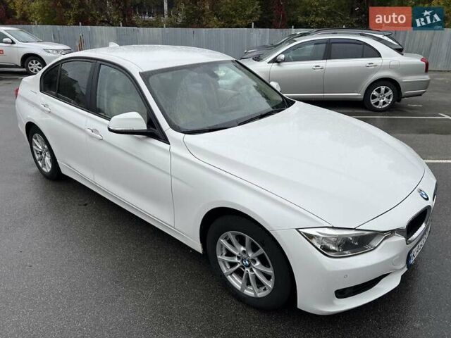 Белый БМВ 3 Серия, объемом двигателя 1.59 л и пробегом 238 тыс. км за 11700 $, фото 6 на Automoto.ua