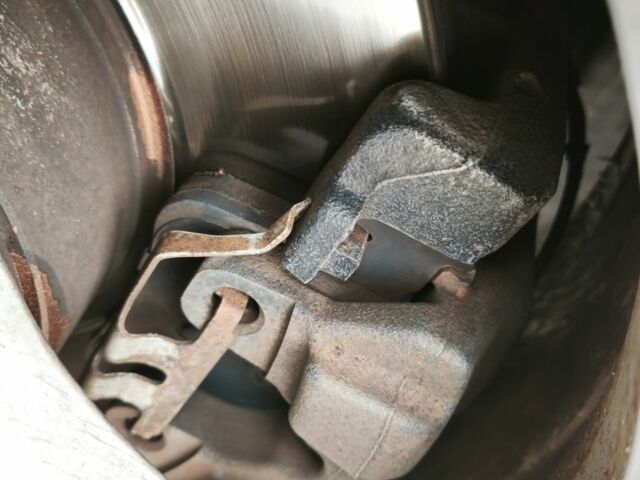 Белый БМВ 3 Серия, объемом двигателя 2 л и пробегом 222 тыс. км за 10700 $, фото 8 на Automoto.ua