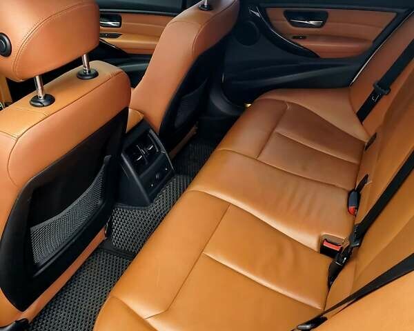 Білий БМВ 3 Серія, об'ємом двигуна 2.98 л та пробігом 198 тис. км за 15500 $, фото 21 на Automoto.ua