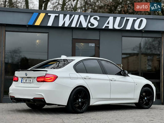 Белый БМВ 3 Серия, объемом двигателя 2 л и пробегом 191 тыс. км за 13900 $, фото 19 на Automoto.ua