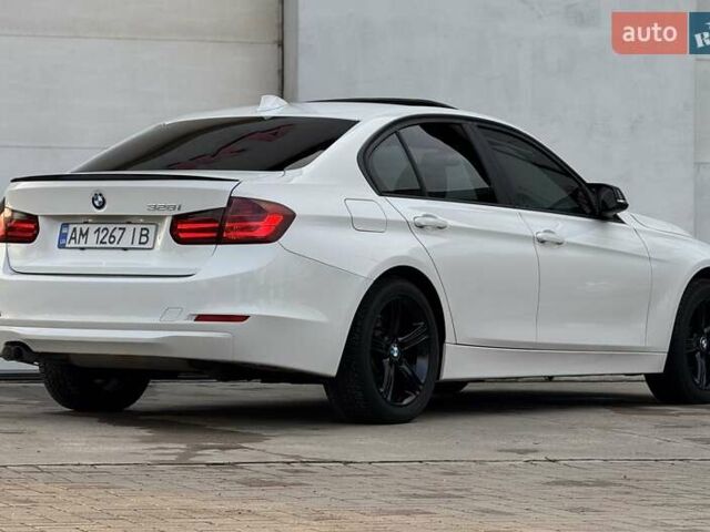 Белый БМВ 3 Серия, объемом двигателя 2 л и пробегом 157 тыс. км за 11900 $, фото 2 на Automoto.ua