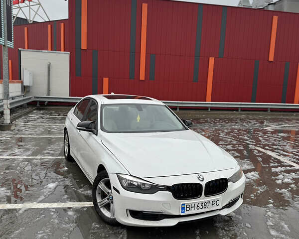 Белый БМВ 3 Серия, объемом двигателя 2 л и пробегом 214 тыс. км за 10000 $, фото 26 на Automoto.ua