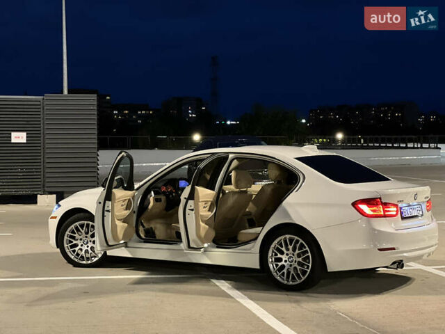 Белый БМВ 3 Серия, объемом двигателя 2 л и пробегом 243 тыс. км за 13000 $, фото 7 на Automoto.ua