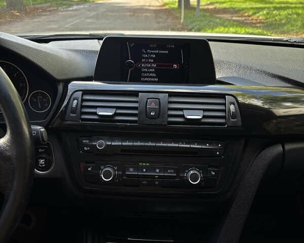 Білий БМВ 3 Серія, об'ємом двигуна 2 л та пробігом 306 тис. км за 11500 $, фото 18 на Automoto.ua