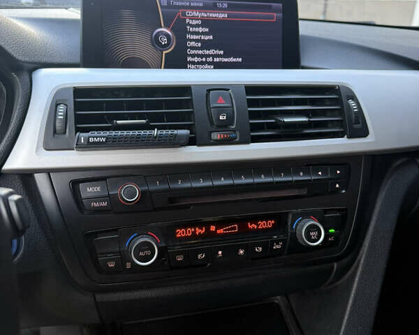 Білий БМВ 3 Серія, об'ємом двигуна 2 л та пробігом 211 тис. км за 12800 $, фото 11 на Automoto.ua