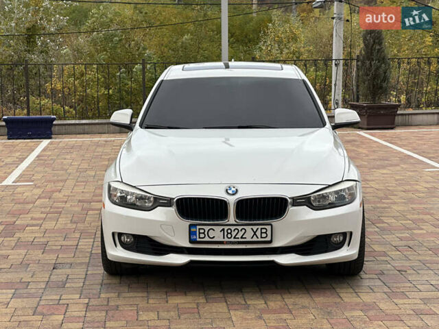 Белый БМВ 3 Серия, объемом двигателя 2 л и пробегом 204 тыс. км за 9850 $, фото 1 на Automoto.ua