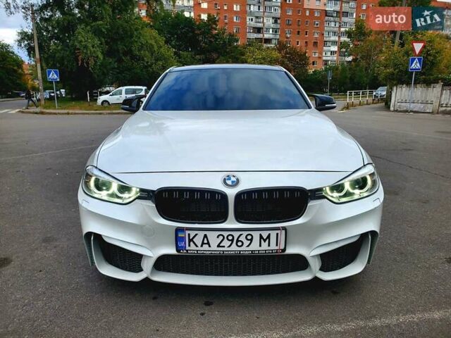 Білий БМВ 3 Серія, об'ємом двигуна 2.98 л та пробігом 198 тис. км за 15500 $, фото 4 на Automoto.ua