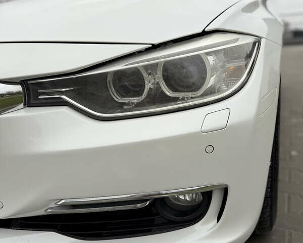 Белый БМВ 3 Серия, объемом двигателя 2 л и пробегом 196 тыс. км за 12900 $, фото 14 на Automoto.ua