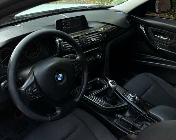 Білий БМВ 3 Серія, об'ємом двигуна 2 л та пробігом 306 тис. км за 11500 $, фото 17 на Automoto.ua