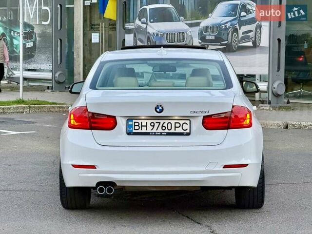 БМВ 3 Серия 2012 в Одессе на Automoto.ua Белый БМВ 3 Серия, объемом двигателя 2 л и пробегом 246 тыс. км за 10800 $, фото 31 на Automoto.ua