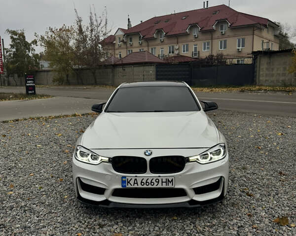 БМВ 3 Серия 2012 в Киеве на Automoto.ua Белый БМВ 3 Серия, объемом двигателя 2 л и пробегом 246 тыс. км за 13000 $, фото 1 на Automoto.ua