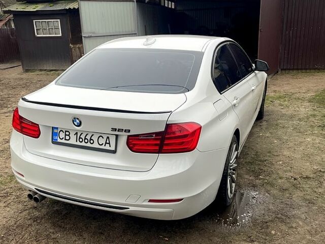 Белый БМВ 3 Серия, объемом двигателя 2 л и пробегом 230 тыс. км за 12200 $, фото 2 на Automoto.ua