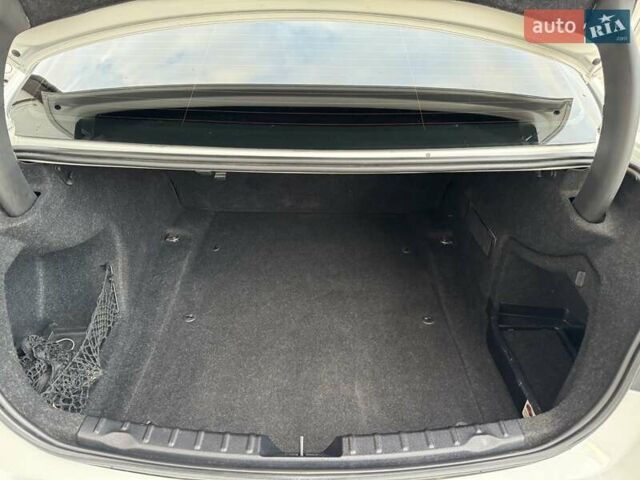 Белый БМВ 3 Серия, объемом двигателя 2 л и пробегом 157 тыс. км за 11900 $, фото 66 на Automoto.ua