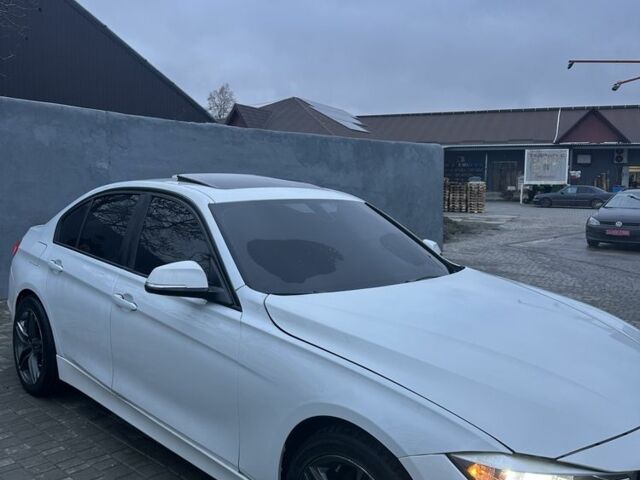 Белый БМВ 3 Серия, объемом двигателя 2 л и пробегом 210 тыс. км за 9500 $, фото 2 на Automoto.ua