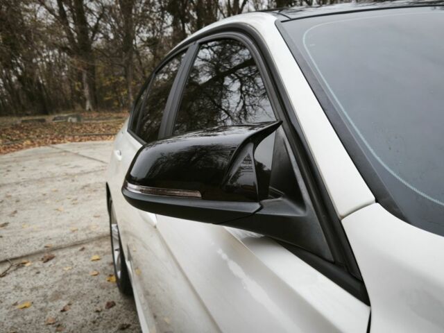 Белый БМВ 3 Серия, объемом двигателя 2 л и пробегом 222 тыс. км за 10700 $, фото 6 на Automoto.ua