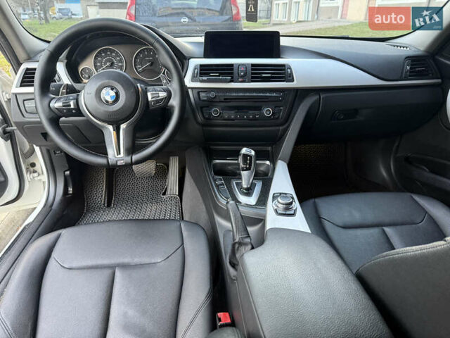 Білий БМВ 3 Серія, об'ємом двигуна 2 л та пробігом 211 тис. км за 12800 $, фото 3 на Automoto.ua