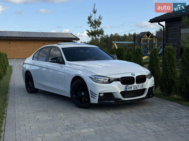 Белый БМВ 3 Серия, объемом двигателя 2 л и пробегом 155 тыс. км за 12700 $, фото 14 на Automoto.ua