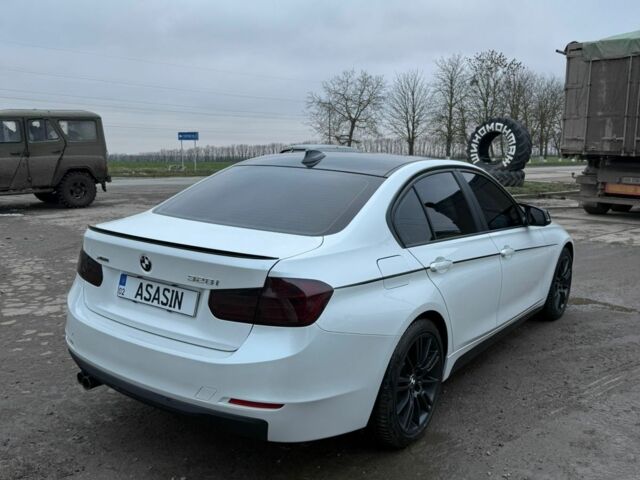 Білий БМВ 3 Серія, об'ємом двигуна 2 л та пробігом 240 тис. км за 11000 $, фото 1 на Automoto.ua