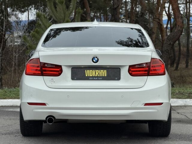 Білий БМВ 3 Серія, об'ємом двигуна 2 л та пробігом 106 тис. км за 13350 $, фото 9 на Automoto.ua