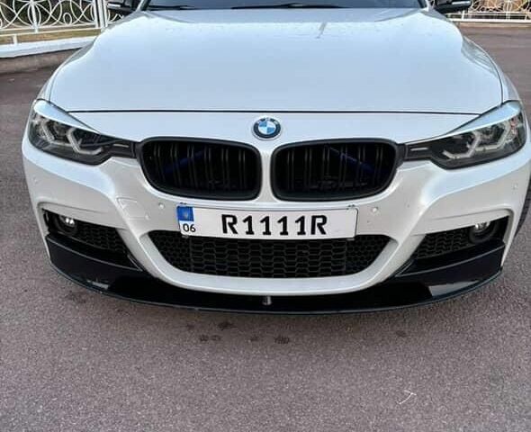 Білий БМВ 3 Серія, об'ємом двигуна 2 л та пробігом 270 тис. км за 11000 $, фото 5 на Automoto.ua
