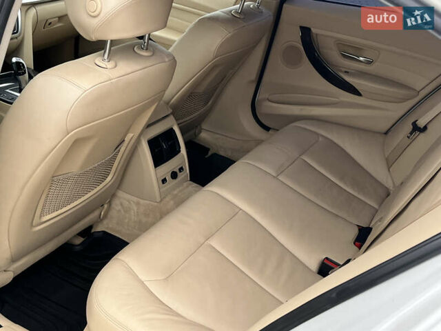 Белый БМВ 3 Серия, объемом двигателя 2 л и пробегом 196 тыс. км за 12999 $, фото 19 на Automoto.ua
